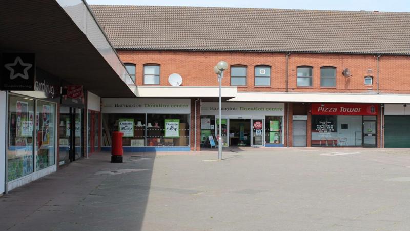 Image 4 of Range of retail units