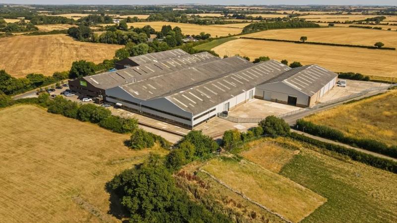 warehouse to let Chalgrove