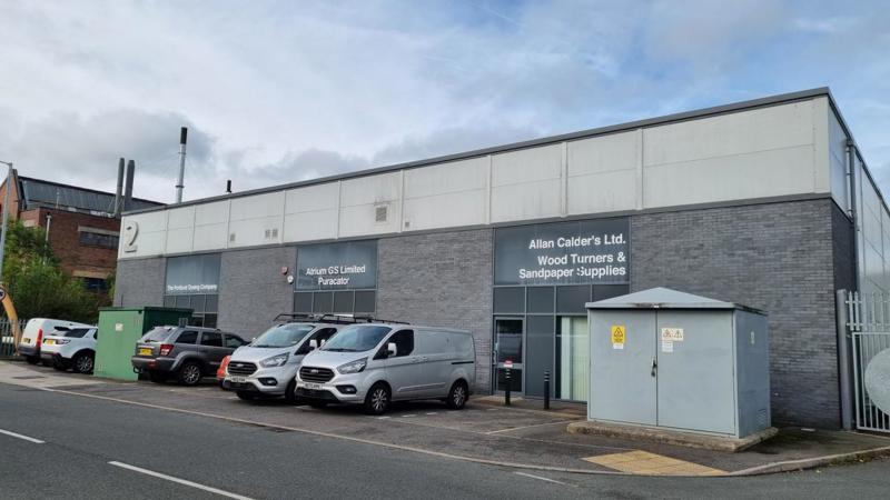 warehouse to let Leek