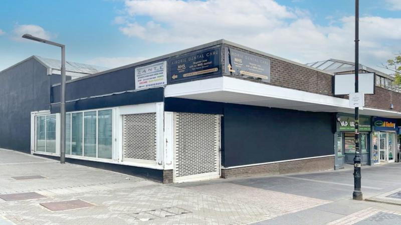 Prime Retail Unit To Let / For Sale 