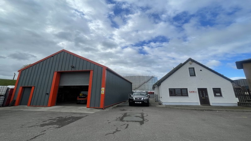 Warehouse / Office To Let 