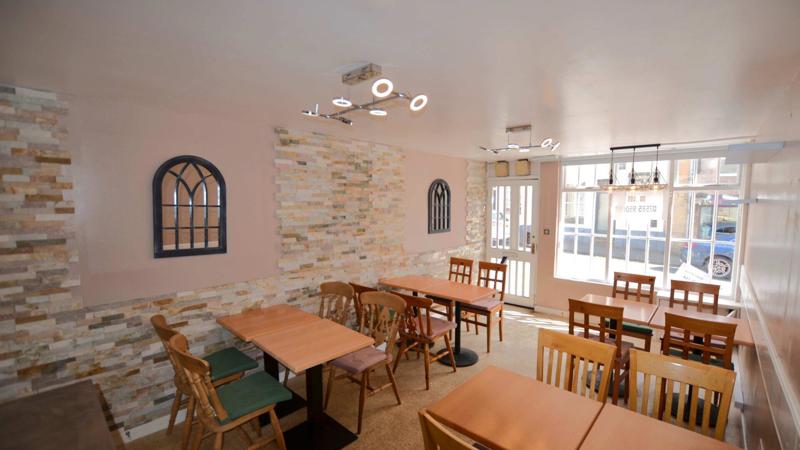 Allied-Surveyors-Scotland-41a-High-Street-Coldstream-Cafe-08