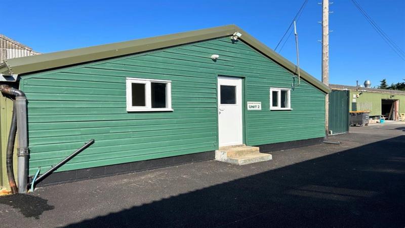 Storage / Office Unit To Let 