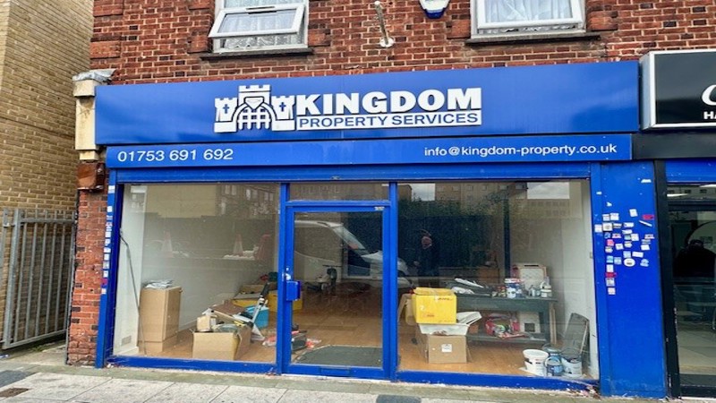 Prominent Retail Unit To Let