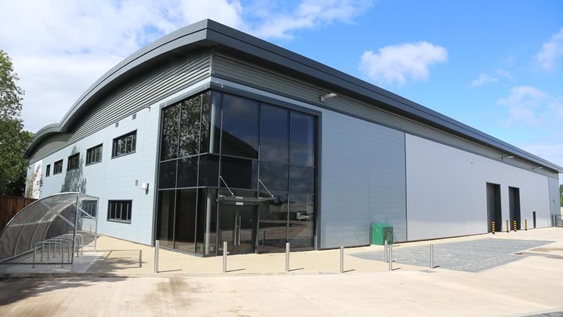 Industrial Units in Hinckley To Let