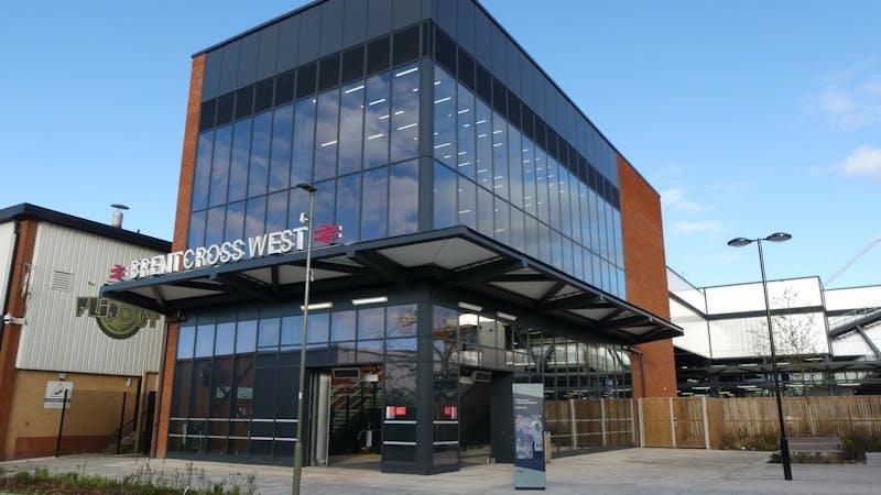 Brent_Cross_West_stn_western_entrance.jpg