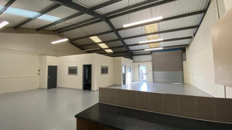 Industrial unit to let at Armthorpe Business Centre, Doncaster, DN3 3DY