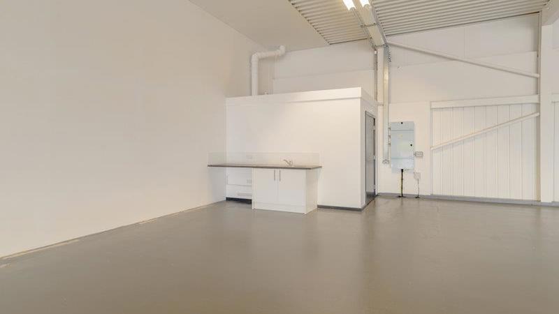 Industrial unit to let at Coningsby Business Park, Peterborough, PE3 8SB