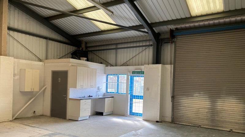 Industrial unit to let at Armthorpe Business Centre, Doncaster, DN3 3DY