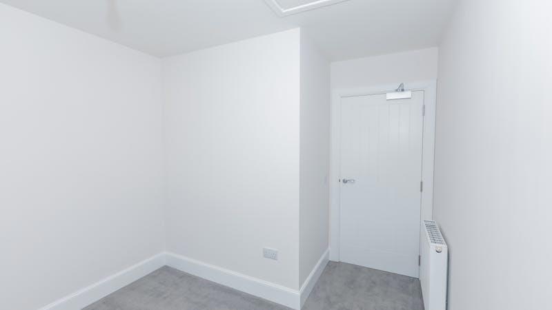 Flat 18 Johnstone House Mid Caul Court13.jpg