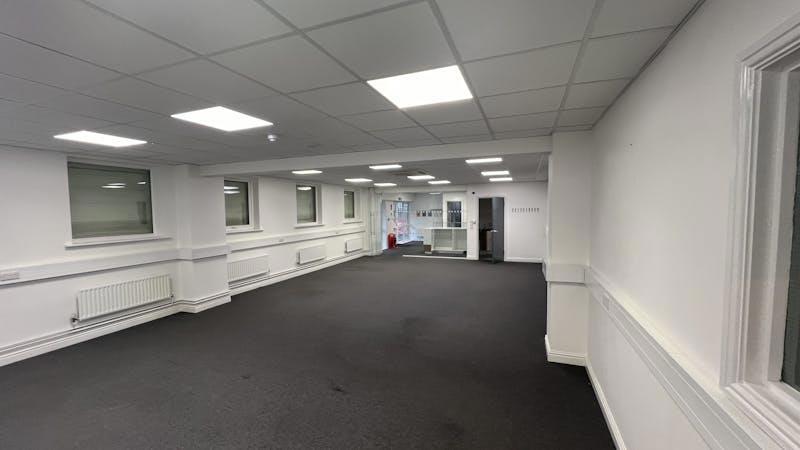 1 Meadow Road - Office