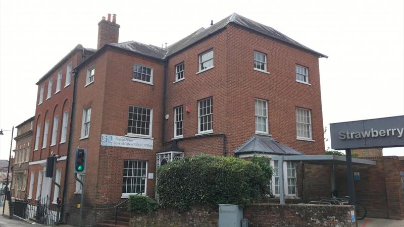 View of the front of the property looking south east 