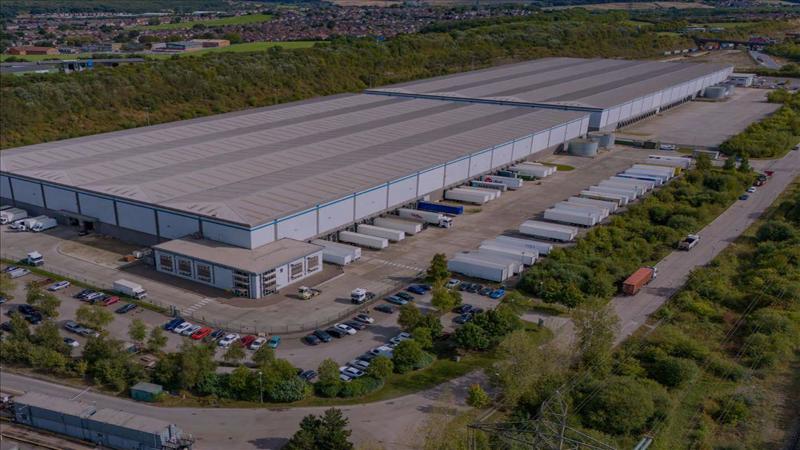 High Bay Distribution Facility | To Let | SIRFT 29