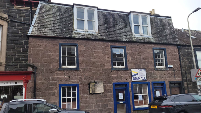 Retail/Office For Sale in Comrie