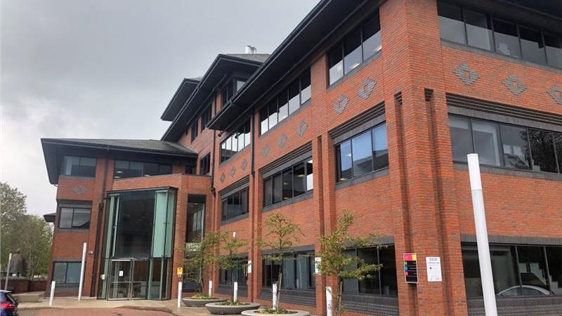 office to let Saint Albans