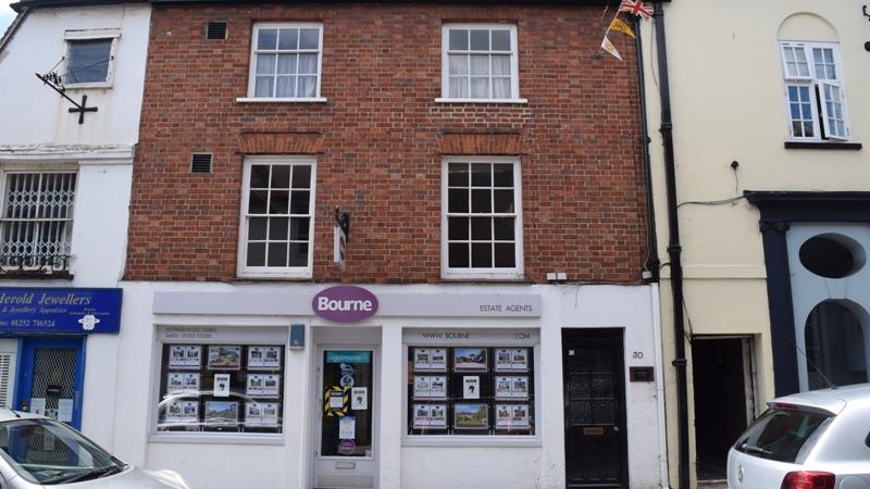 Retail / Office Space in Farnham For Sale