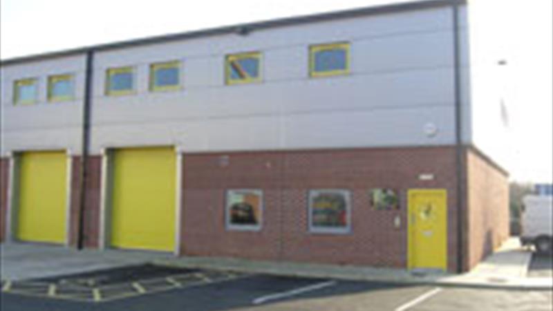 Commercial Premises With Excellent Road Links