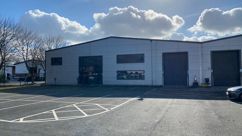 Industrial Unit in Trafford Park For Sale