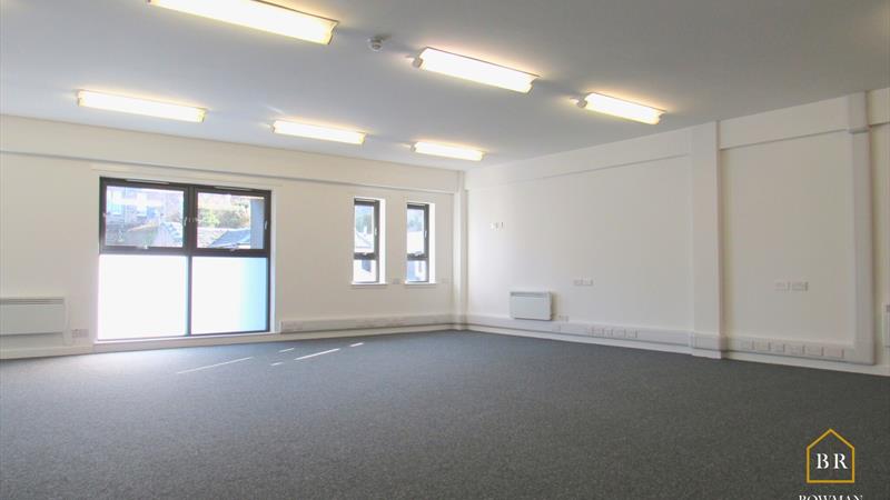 Modern Refurbished 2nd Floor Office