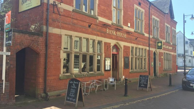 Café Bar/Restaurant To Let in Stafford