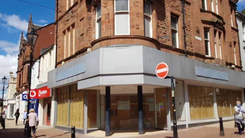 Retail Premises To Let in Falkirk