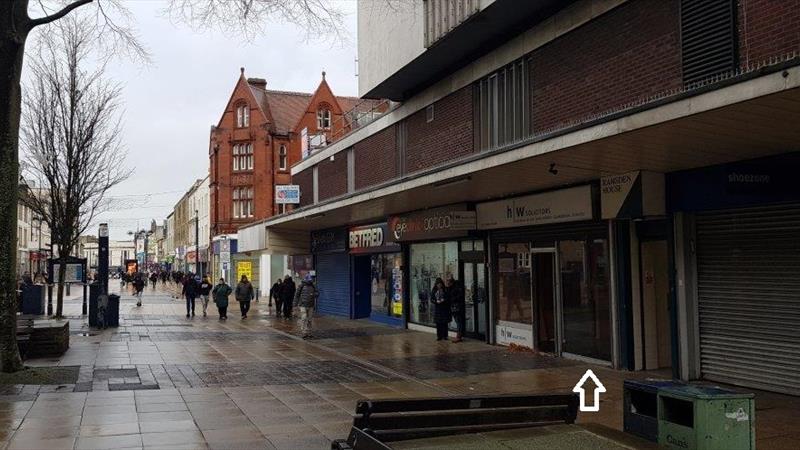 Retail Space Over 2 Floors