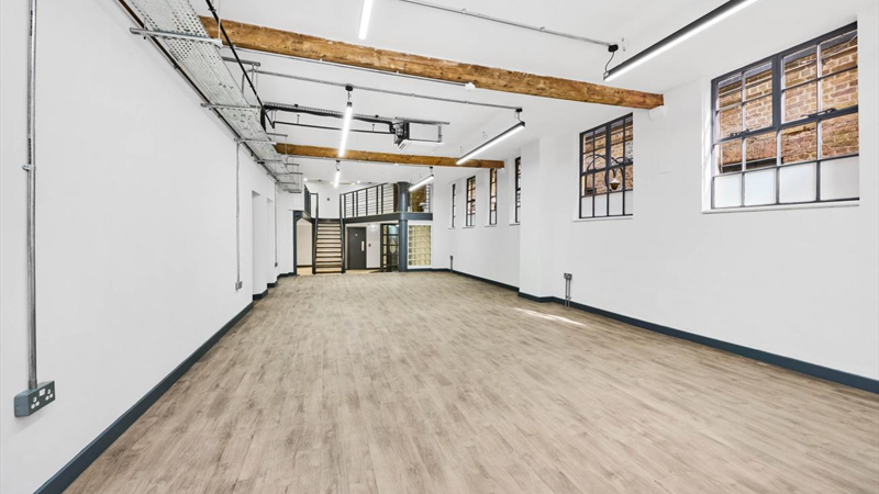 Office/A3 Unit For Sale/To Let in Southwark