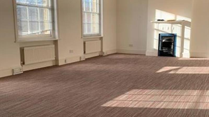 Office Space in Highgate To Let