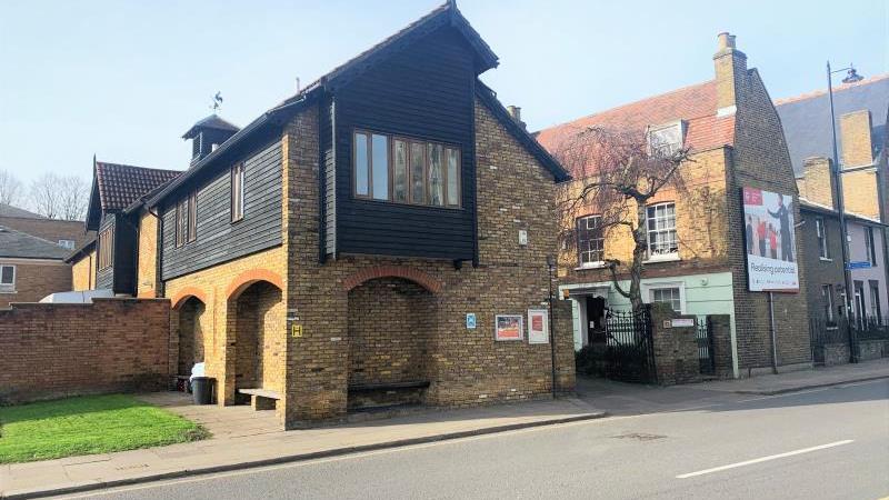 Half Acre Mews, 37, Half Acre, Brentford TW8