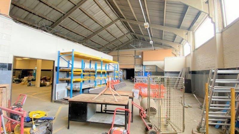 375 Bath Road - Slough - Warehouse To Let