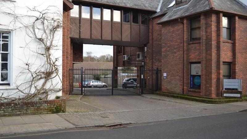 Offices With Parking In Private Grounds