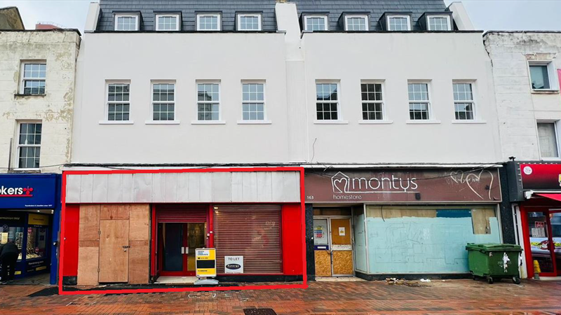 Commercial Premises To Let in Chatham