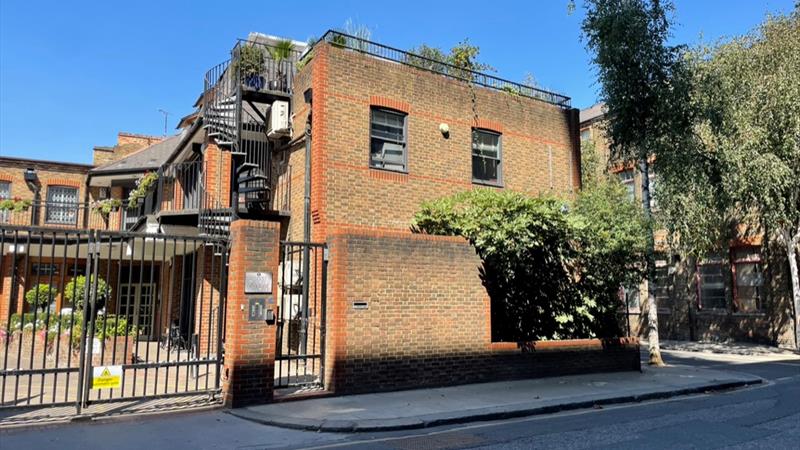 External 92 Lots Road Chelsea