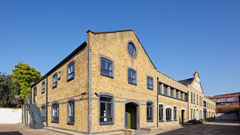 Industrial Units With On Site Parking