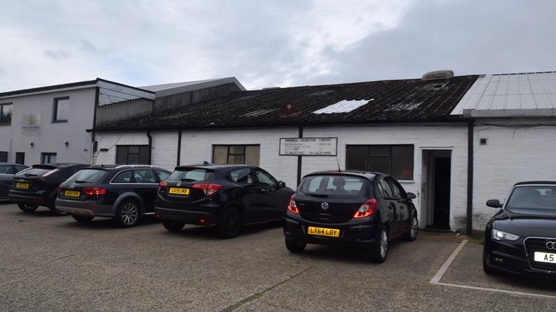 Warehouse For Sale in Alton