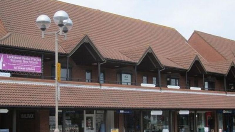 Locks Heath Shopping Centre