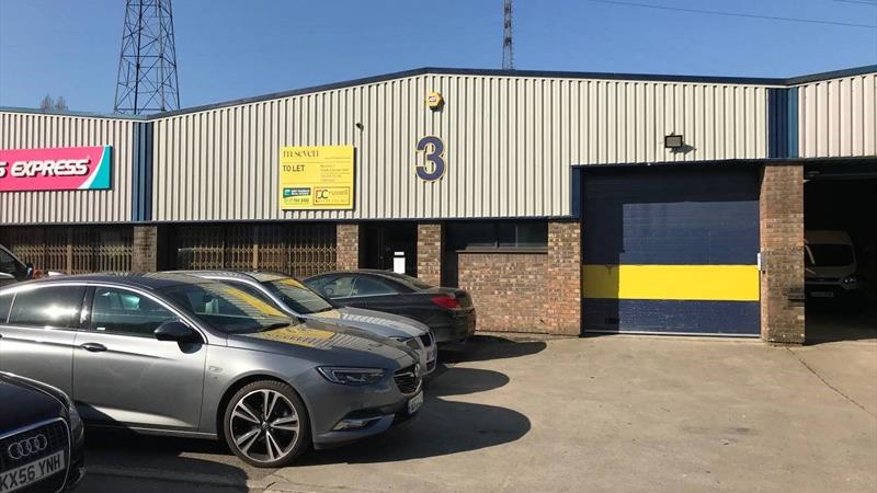 Warehouse To Let in Avonmouth