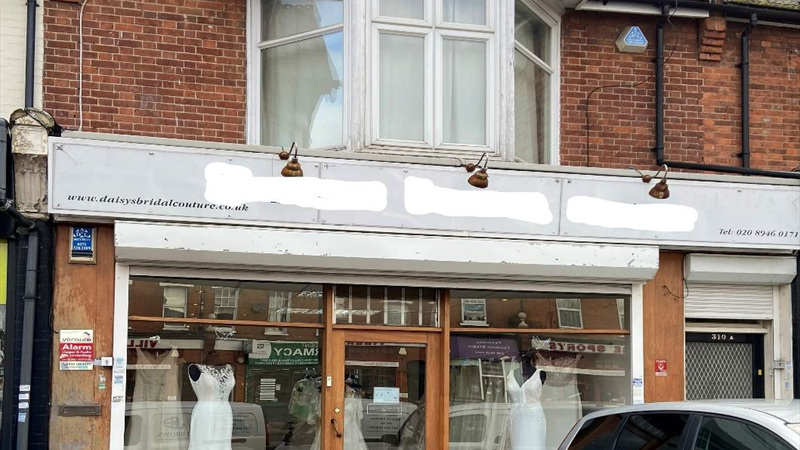 Retail Premises With Class E Use To Let in Raynes Park