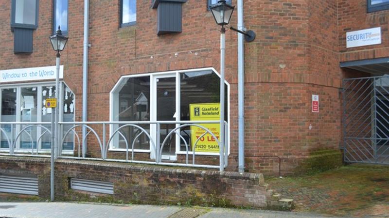 Town Centre Class E / Business Premises