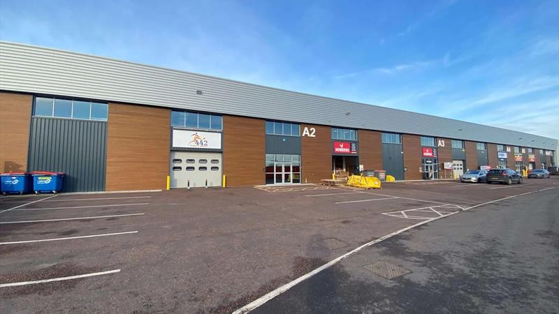 Warehouse / Trade Counter Unit To Let in Holmes Chapel