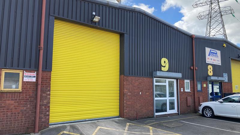 Trade Counter / Light Industrial / Warehouse To Let in Avonmouth