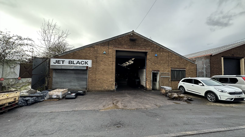 Industrial / Manufacturing Premises For Sale/To Let in Brierley Hill