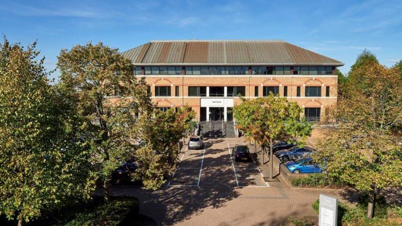 Office, Parking and Storage To Let in Watford