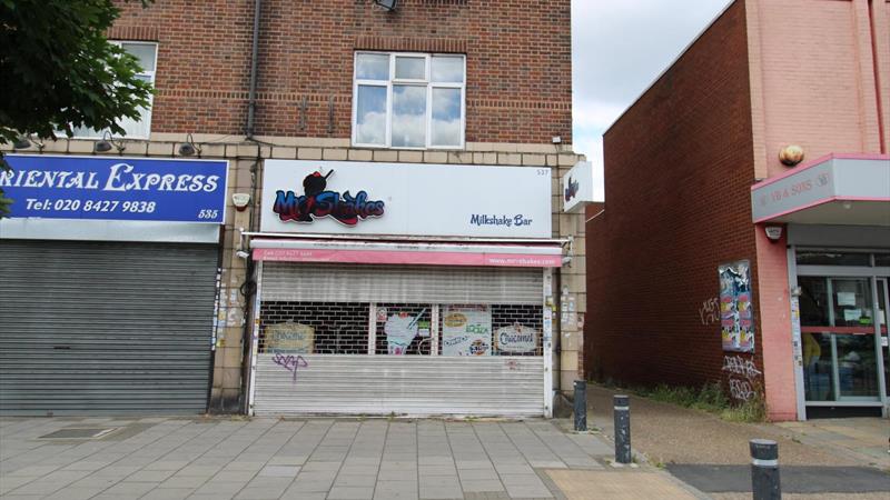 Class E / Retail Premises in North Harrow For Sale