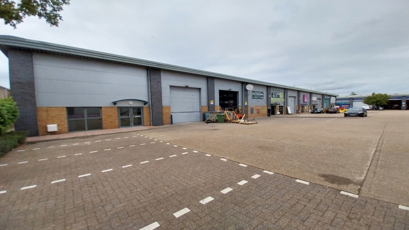 Modern Warehouse To Let 