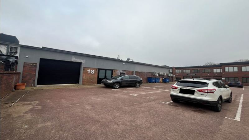 Business / Warehouse To Let 