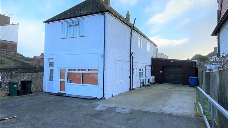 Industrial / Warehouse Unit To Let