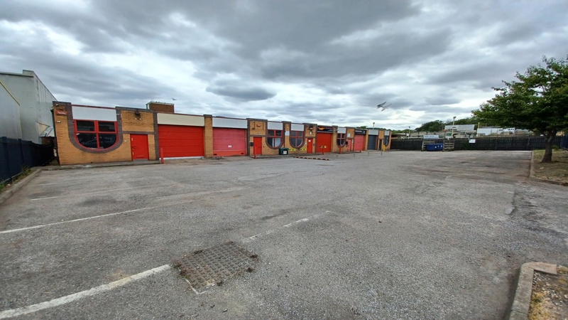 Industrial / Warehouse Unit To Let