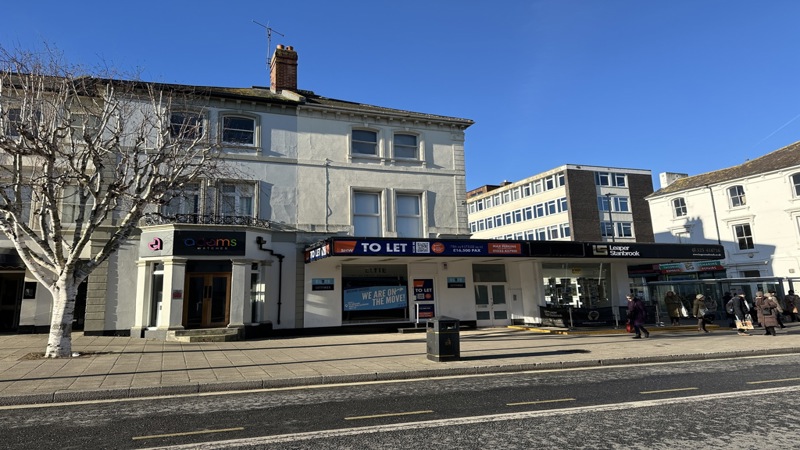 shop to let Eastbourne