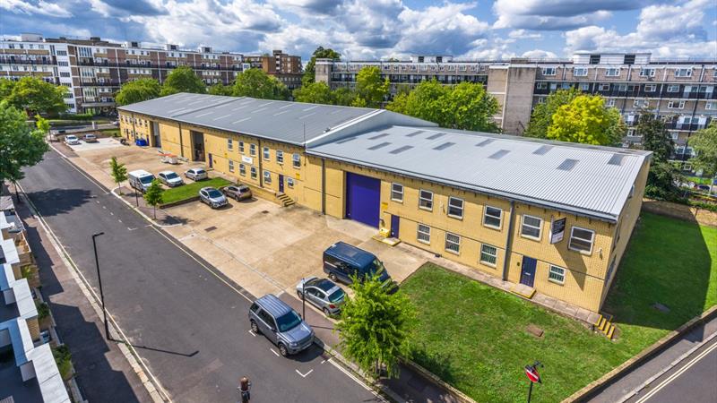 Industrial Unit With Ground & 1st Floor Offices